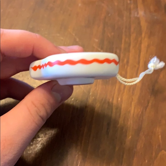 đź‘™Hallmark 1985 Holiday Heart Christmas Ornament - Picture 4 of 7